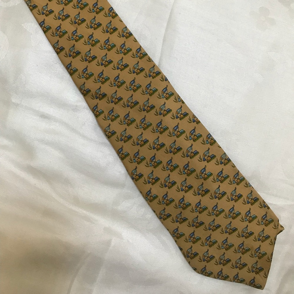 🎉🎉HP🎉🎉NWOT Salvatore Ferragamo Silk Tie